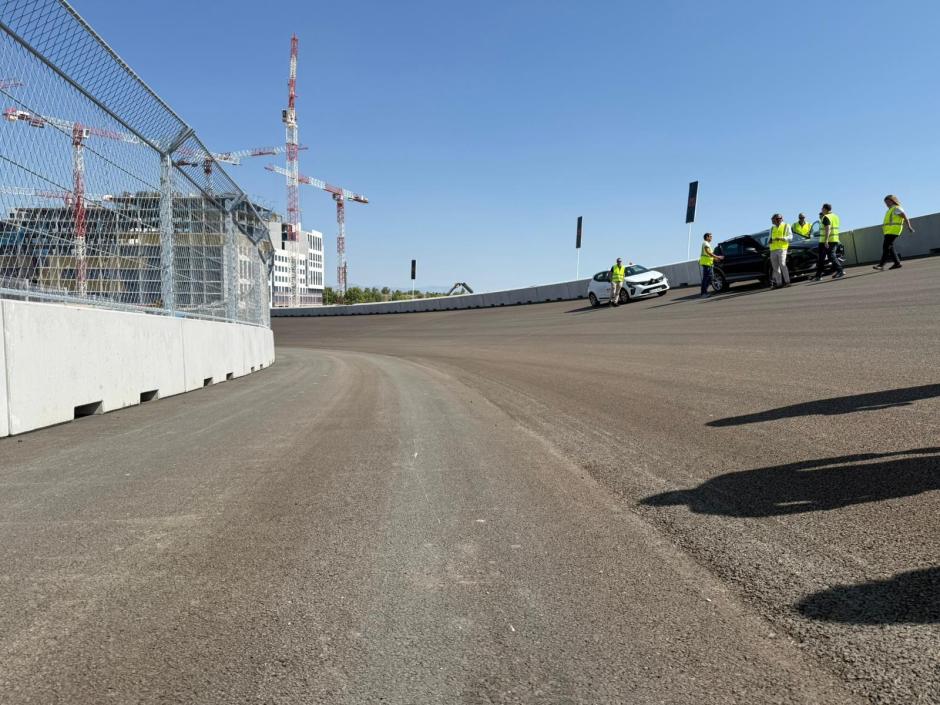 Asfaltado del circuito del Gran Premio de F1 de Madrid