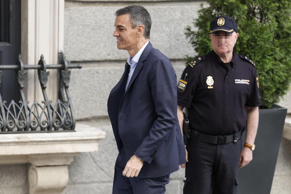 Pedro Sánchez llega al Congreso de los Diputados