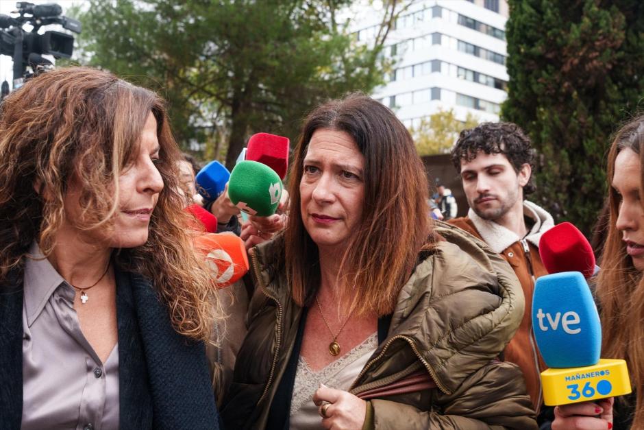(Imagen de archivo de la exmilitante del PSOE Leire Díez a su llegada a los juzgados de la Plaza Castilla