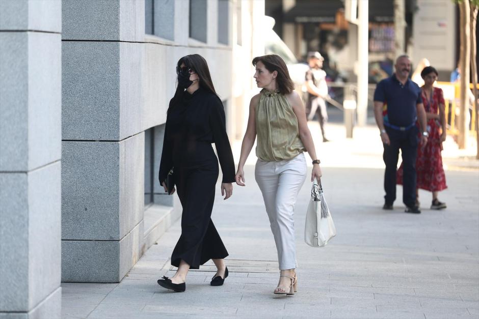 La expareja de José Luis Ábalos, Jessica Rodríguez, a su llegada a la Audiencia Nacional