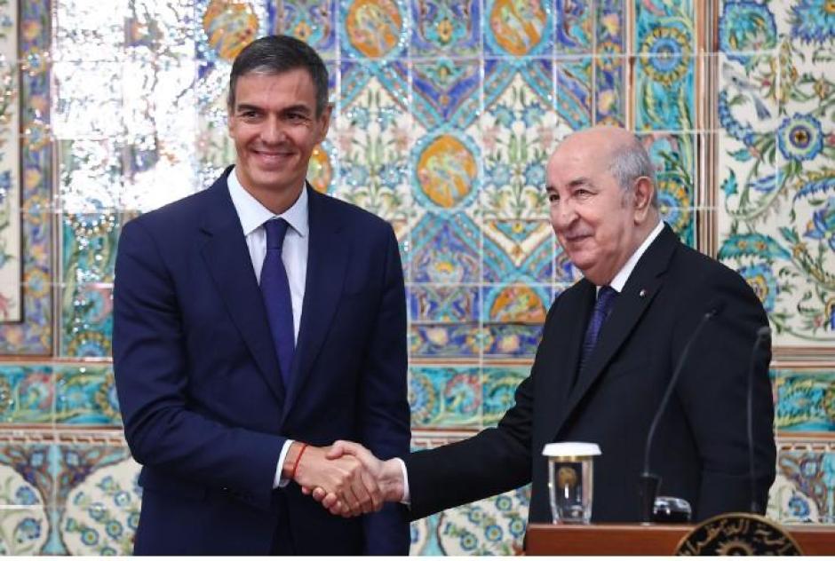 Sánchez junto con el presidente de Argel el pasado 20 de julio