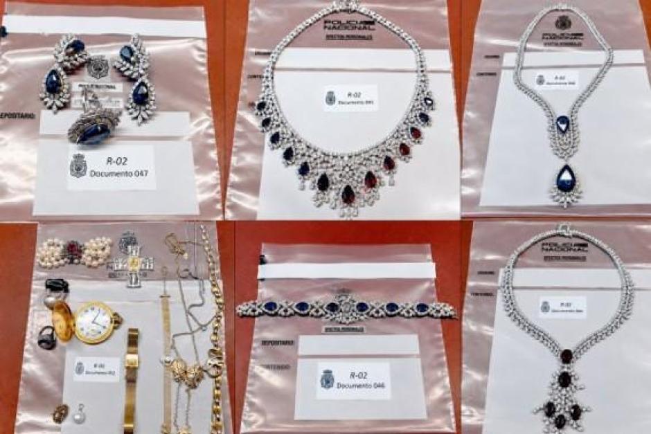 Joyas por valor de 1,3 millones de euros encontradas en la caja fuerte de Ferraz 35 de José Luis Rodríguez Zapatero