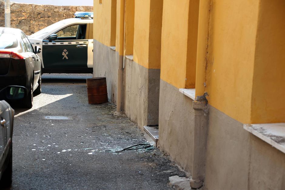 Bloque de viviendas donde ha muerto a tiros un hombre en Santa Lucía de Gordón, León