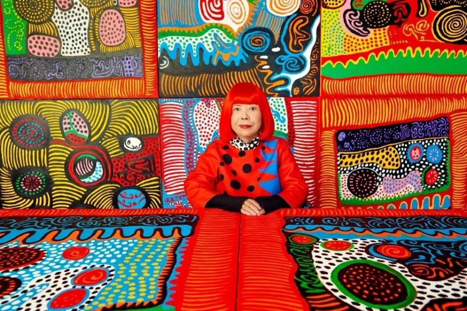 La artista japonesa Yayoi Kusama, fallecida a los 97 años en Tokio, destacó por su obsesión con el color, las formas primarias y una reinterpretación de la vanguardia a partir de la tradición.