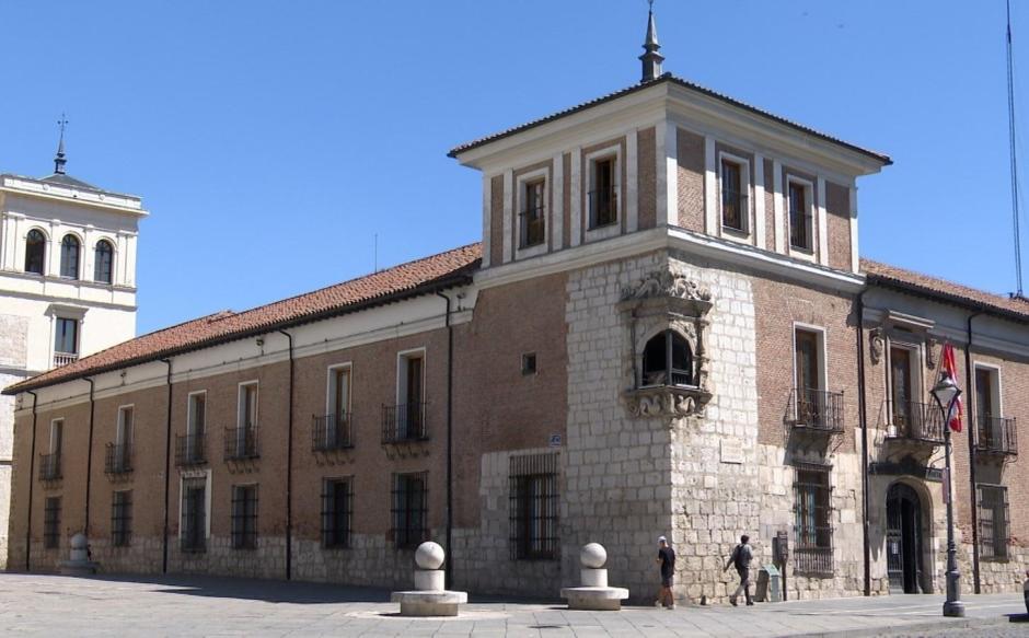 Palacio de Pimentel, donde nació Felipe II y actual sede de la Diputación de Valladolid