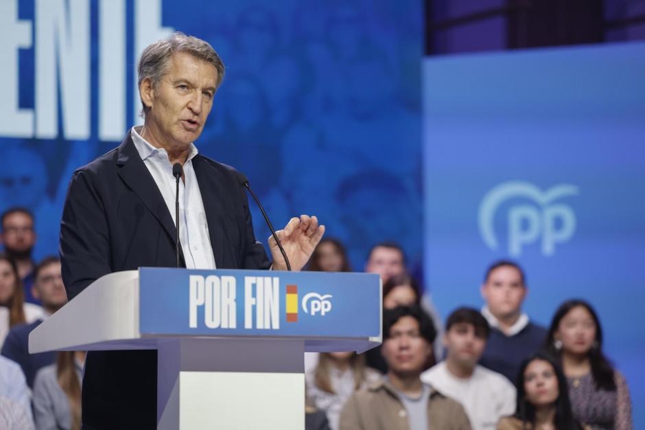 Imagen de Alberto Núñez Feijóo tomada este viernes durante su mitin en Valencia