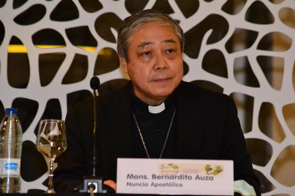 El nuncio apostólico, Bernardito Auza