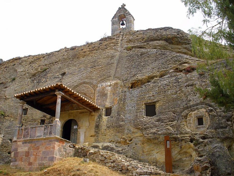 Ermita rupestre de San Justo y San Pastor