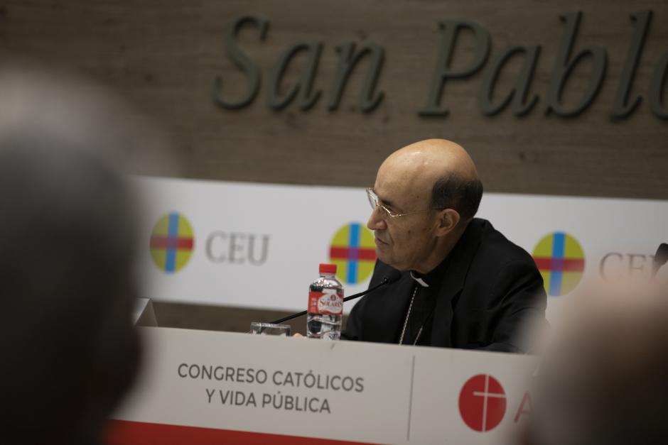 El consiliario nacional de la ACdP y arzobispo emérito de Burgos, Fidel Herráez