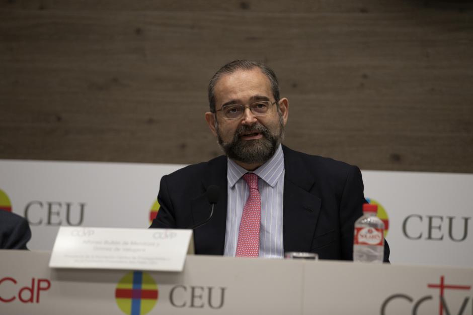 El presidente de la ACdP y de la Fundación CEU San Pablo, Alfonso Bullón de Mendoza