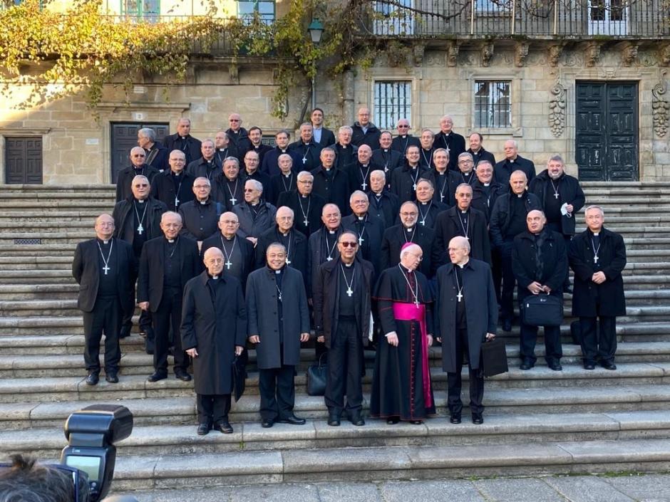 Foto de familia de la Asamblea de los obispos