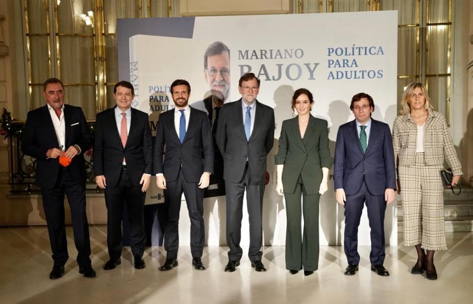 Carlos Herrera, Alfonso Fernández Mañueco, Pablo Casado, Mariano Rajoy, Isabel Díaz Ayuso, José Luis Martínez-Almeida y Nuria Cabutí