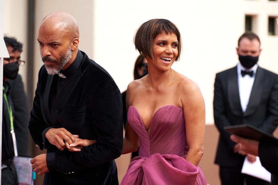 Singer Van Hunt and actress Halle Berry arriving to the Oscars during the 93rd Academy Awards in Los Angeles, California, U.S., April 25, 2021.