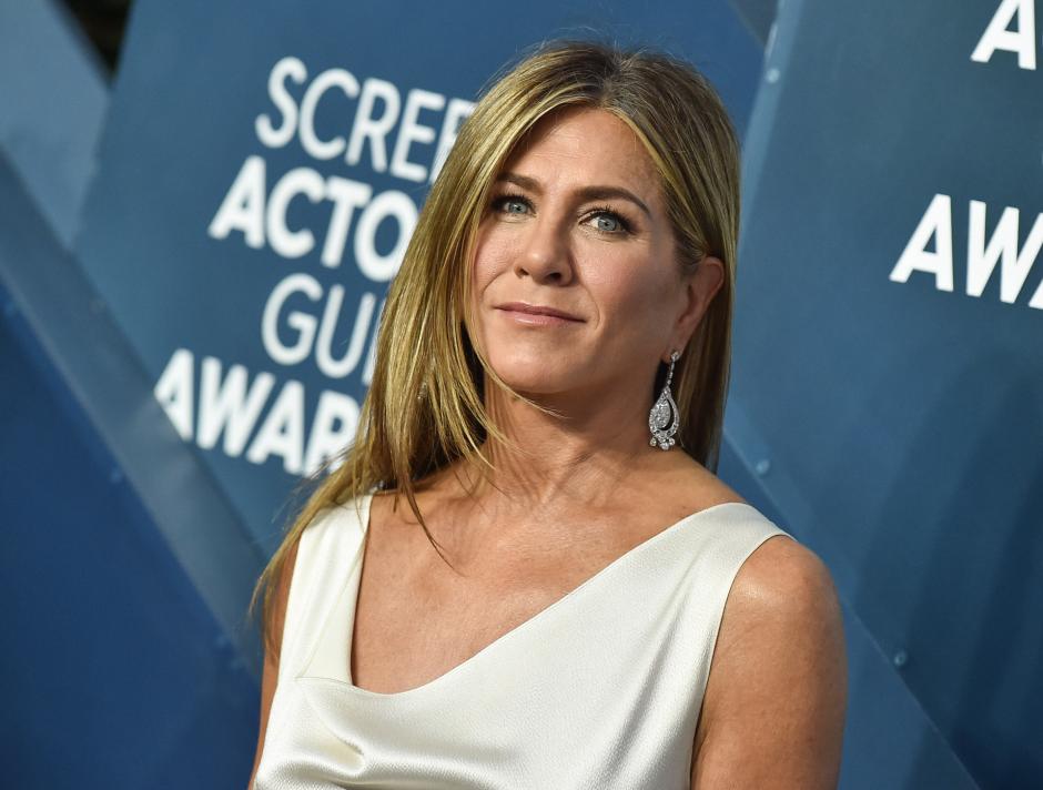 Jennifer Aniston: 300 millones de dólares
Los 300 millones de dólares que tendría Jennifer Aniston como patrimonio neto tienen su base en su personaje de Rachel Green en Friends. No tanto por el millón de dólares que llegó a embolsarse, como sus compañeros de reparto, por episodio, sino por la decisiva influencia de la serie en su carrera en el cine.