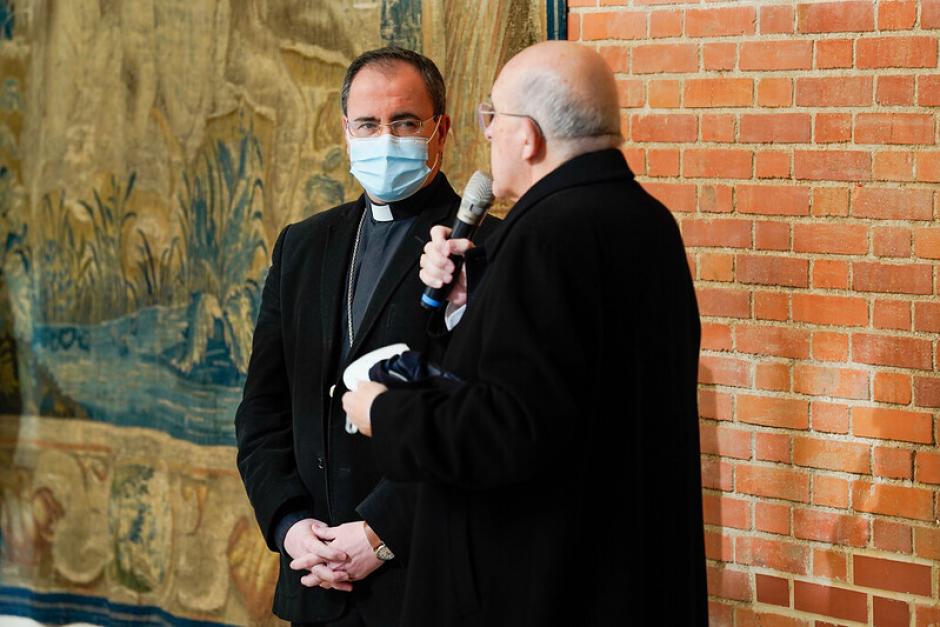 Santos Montoya junto a Carlos Osoro en el arzobispado de Madrid