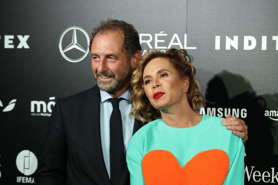 La diseñadora junto al empresario Luis Gasset