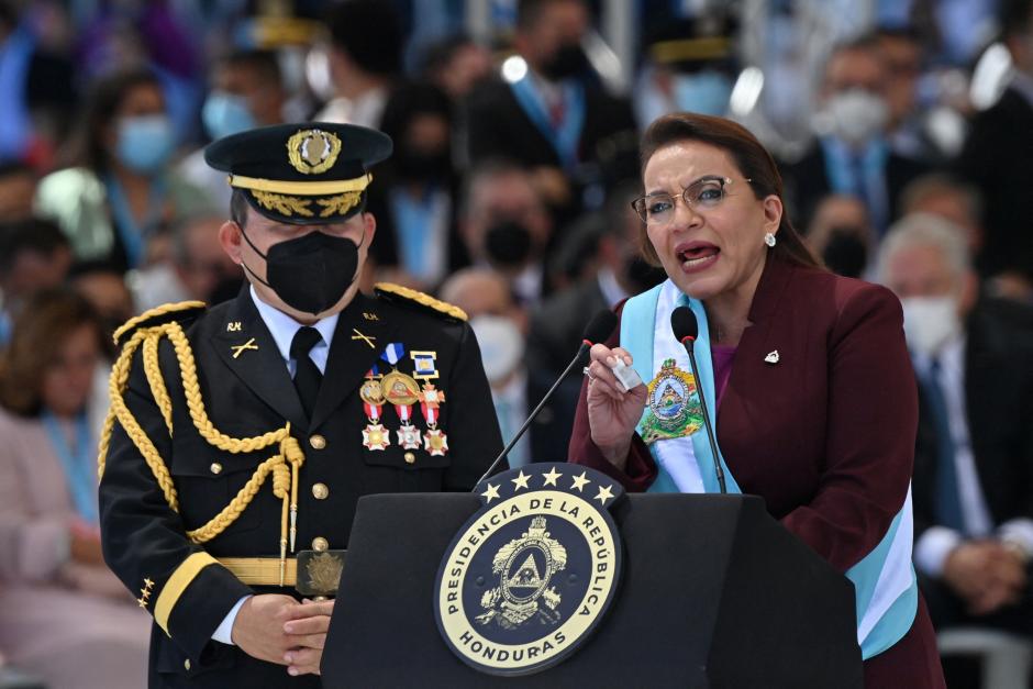 Xiomara Castro durante su primer discurso como presidenta de Honduras