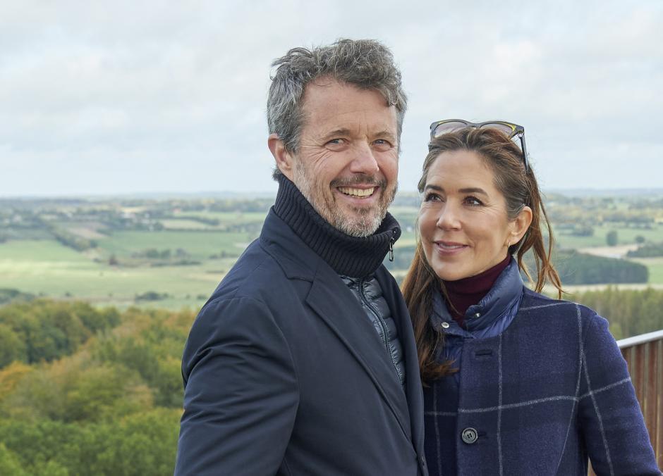 Danish Crown Prince Frederik and Crown Princess Mary visiting Haslev in connection with the city s 150th anniversary.