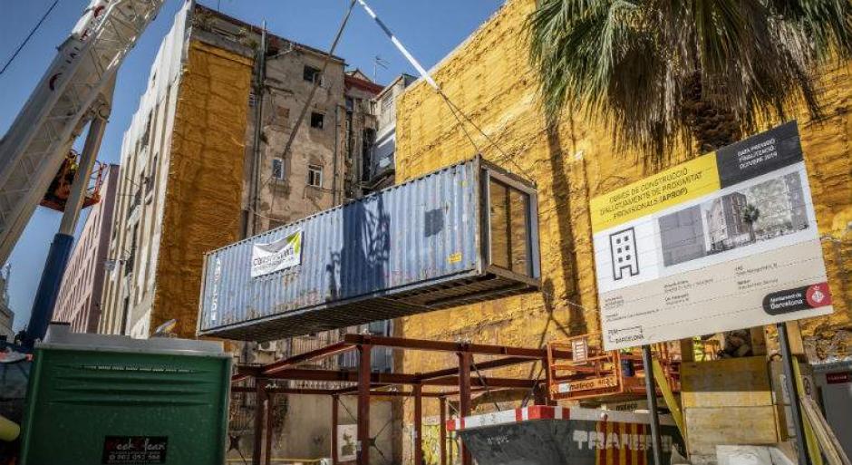 Construcción de los pisos contenedores en Barcelona