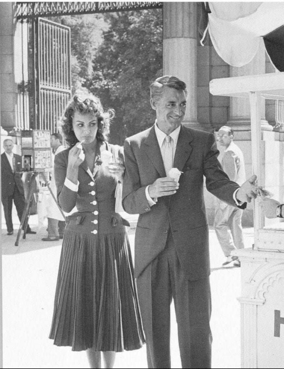 Cary Grant y Sofia Loren en El Retiro