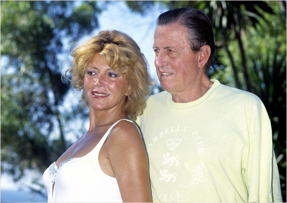 Carmen Thyssen junto a su marido, el barón, en los años 90