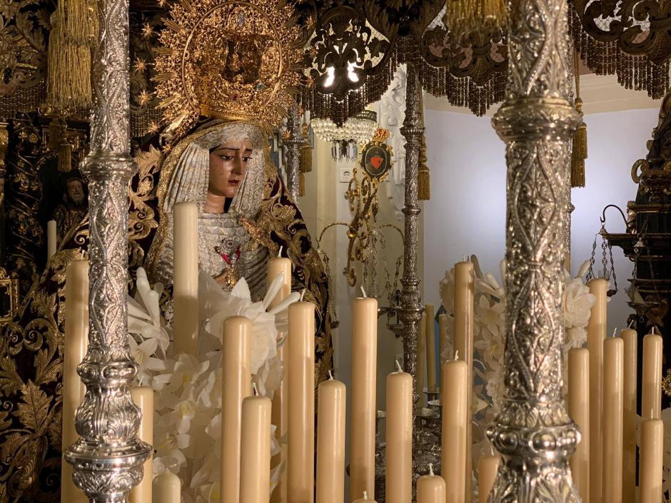 María Santísima de la Caridad en su Soledad, bajo palio