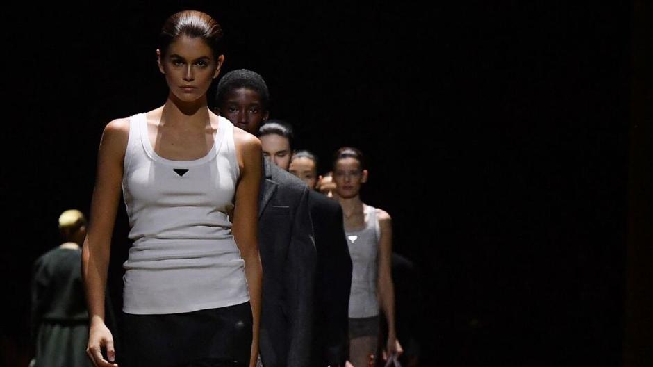 Las camisetas interiores se han vuelto a poner de moda
