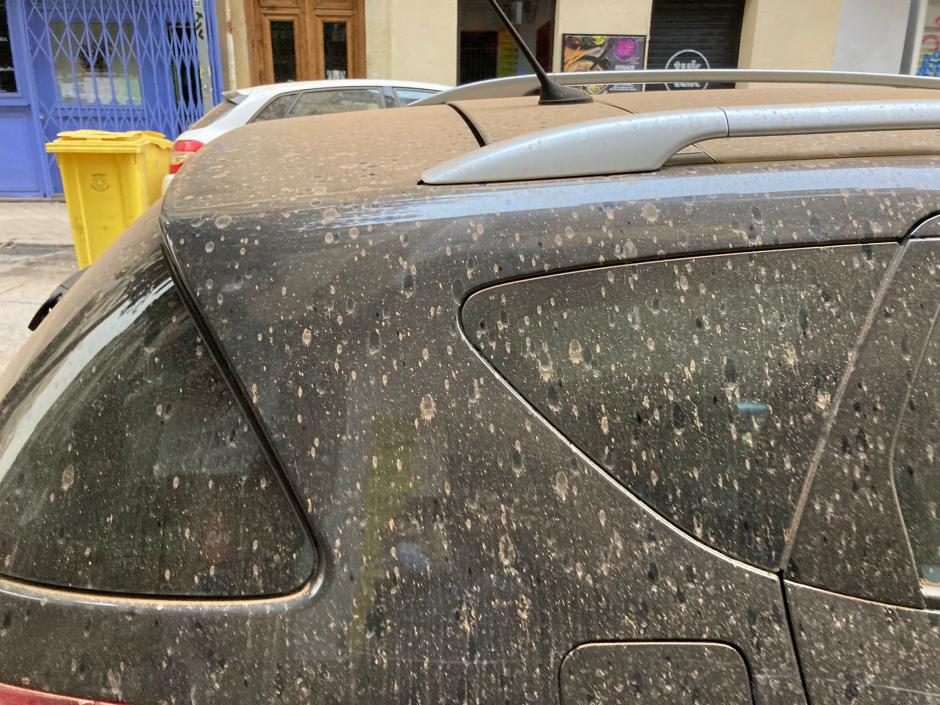 La arena puede dañar la pintura del coche