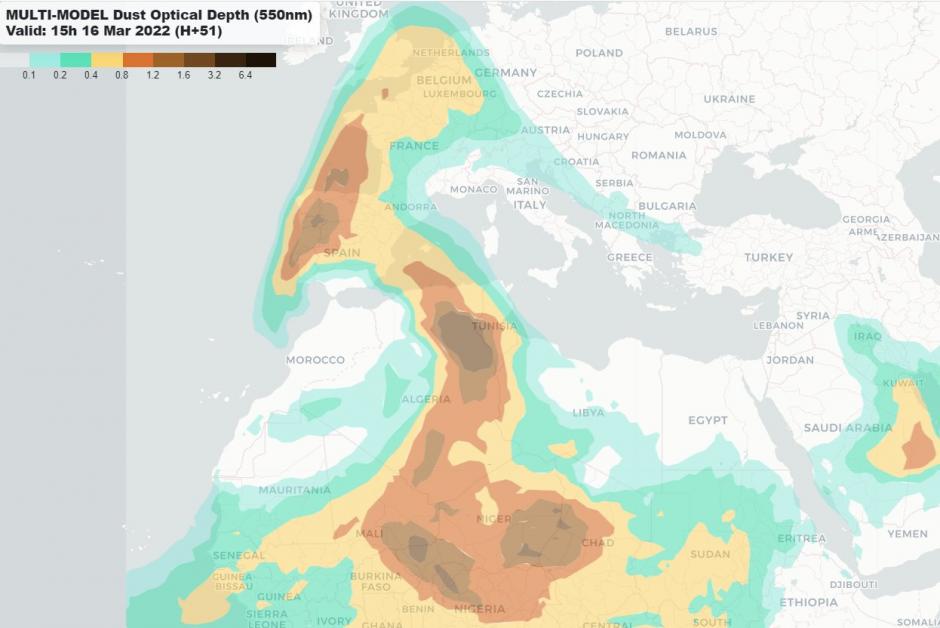 El polvo sahariano se extiende por la Península Ibérica y el Mediterráneo occidental, pero también llega a zonas del norte de Europa
