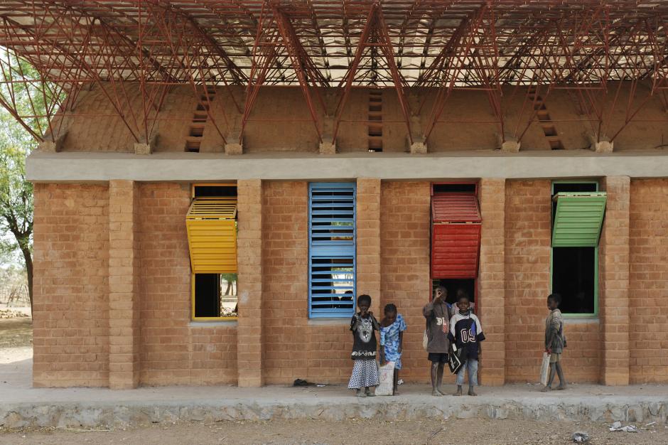 Escuela de Gando construida por Francis Kéré