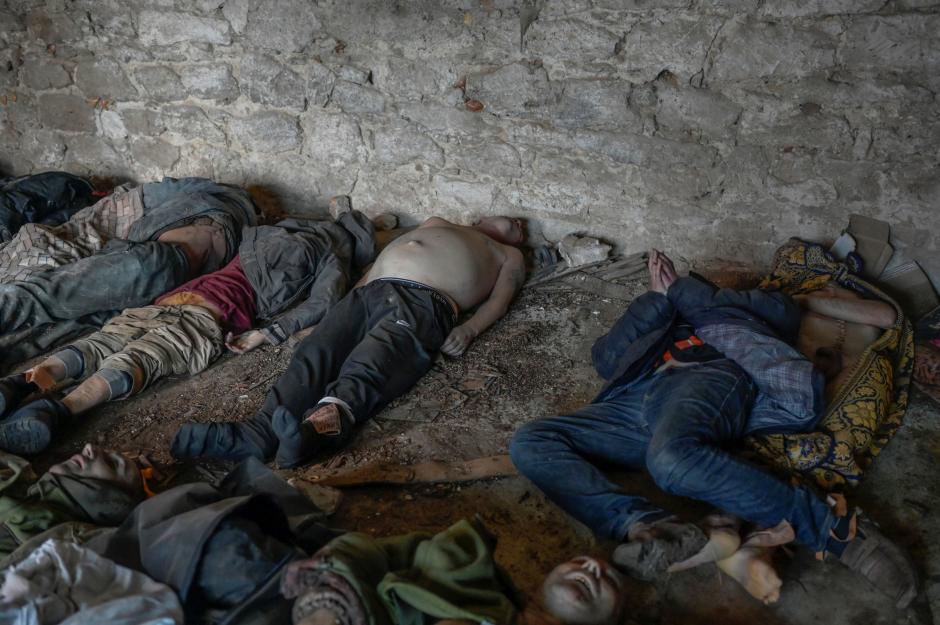 Cadáveres de civiles y soldados, en una morgue en Mykolaiv