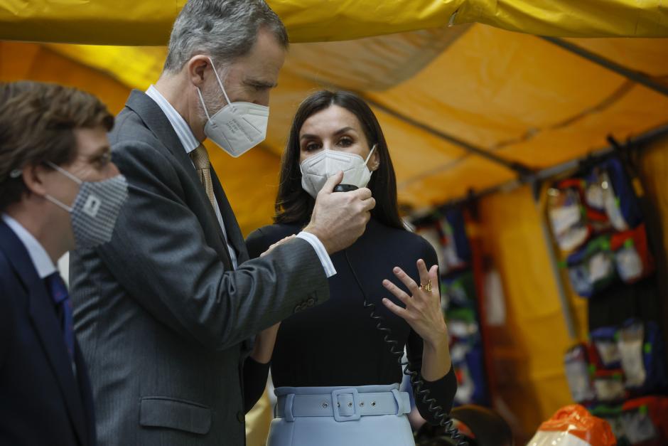 Los reyes Felipe y Letizia presiden el acto conmemorativo del 30 aniversario de la creación del Samur-Protección Civil este martes en el Palacio de Cibeles, en Madrid