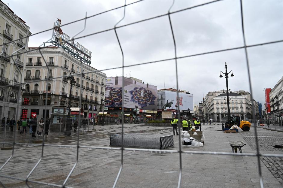 Obras de remodelación de la Puerta del Sol de Madrid