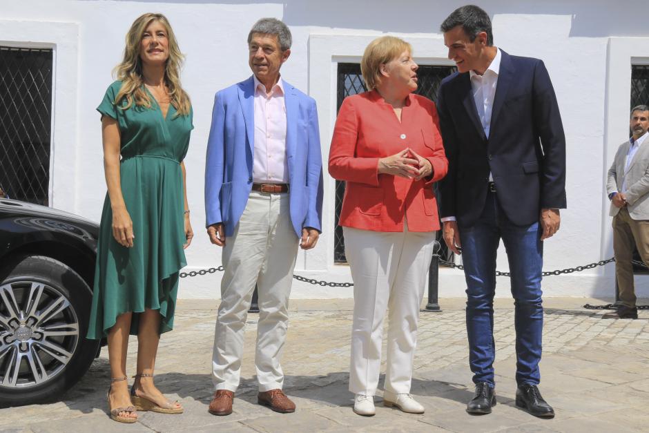 Angela Merkel, junto a Pedro Sánchez en la visita que realizó a Las Marismillas en 2018