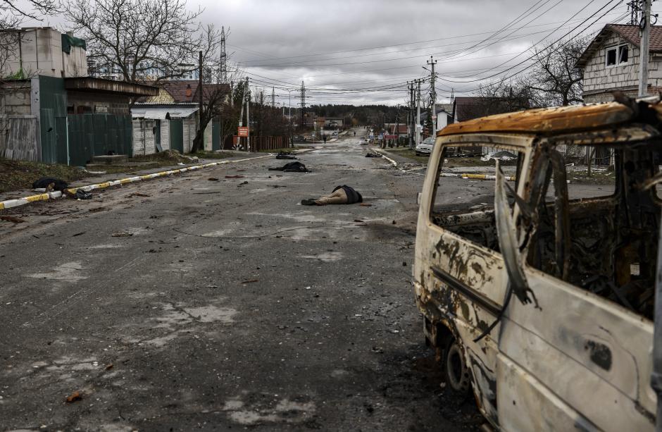 Civiles muertos en Bucha.