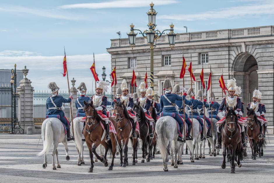 Cambio de Guardia Real en el Palacio Real