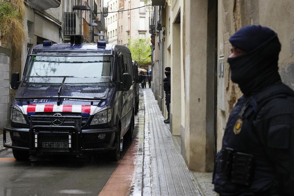 Registro de los Mossos en Igualada