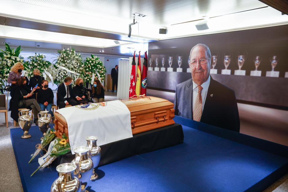 La capilla ardiente de Francisco Gento, en Madrid