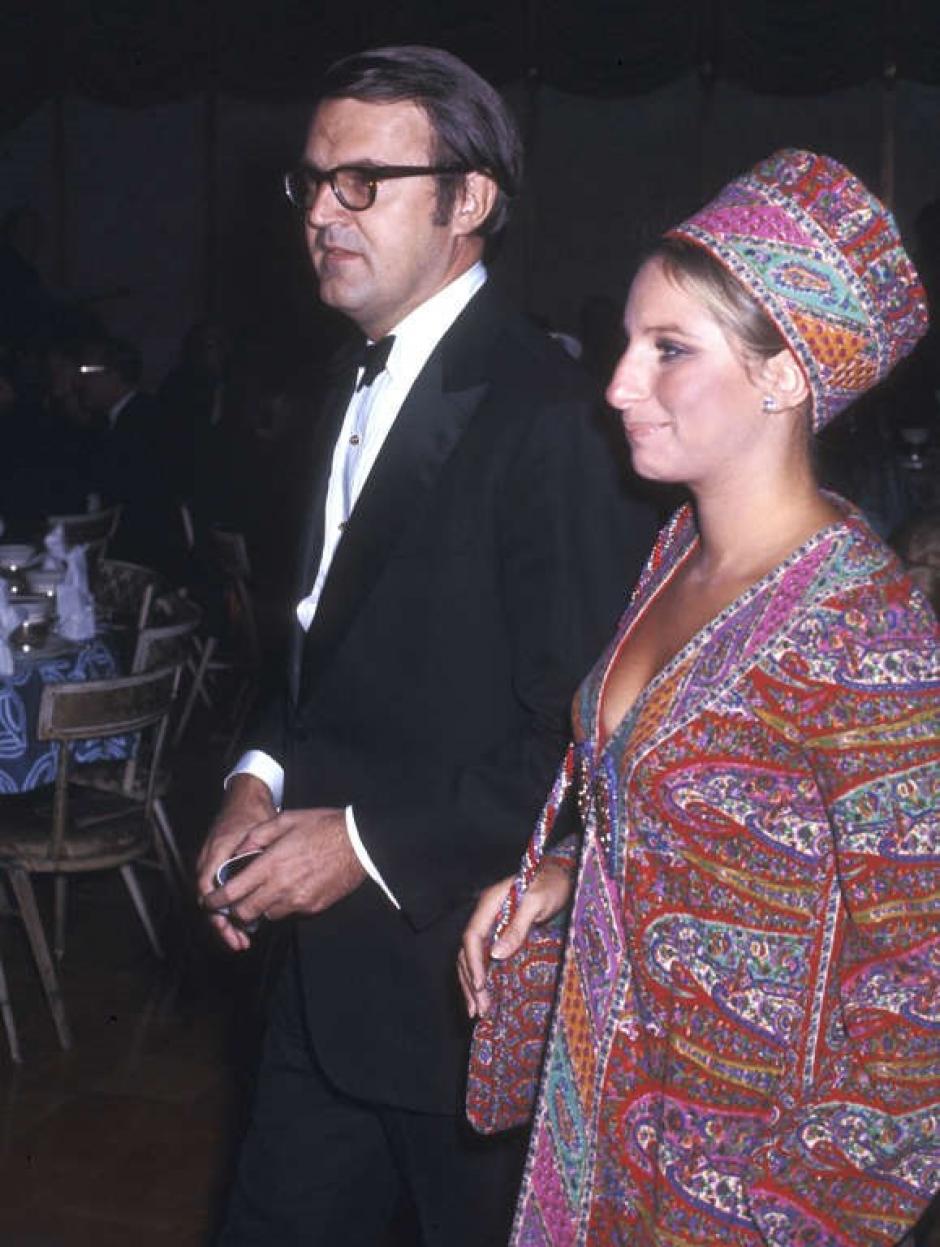 En junio de 1976, atreviéndose con todo, en una reunión proisrael en Los Ángeles