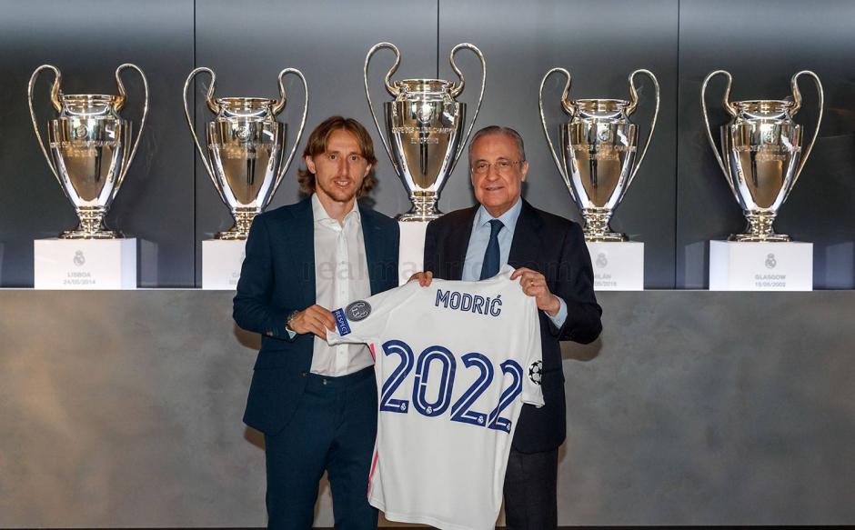 El 25 de mayo de 2021 Luka Modric y el Real Madrid acordaron seguir un año más. El entendimiento fue rápido y, seguramente, la primera piedra del equipo campeón quedaba puesta