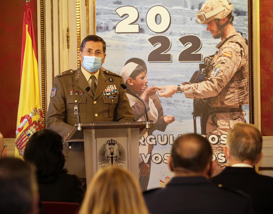 El Jefe del Estado Mayor del Ejército de Tierra (JEME), el general Amador Enseñat y Berea, durante la presentación del calendario del Ejército de Tierra 2022