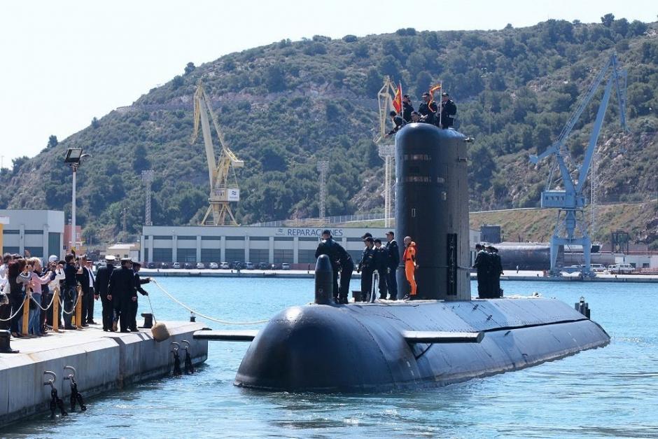 En 1985 se celebró la entrega a la Armada del submarino “Mistral” S-73 en el 
Arsenal de Cartagena