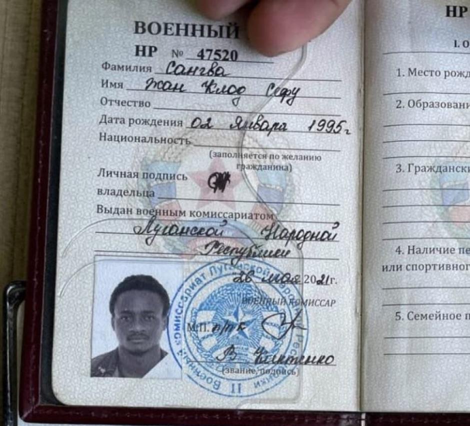 La identificación de Sangwa fue encontrada por el el Ejército ucraniano y lo dieron por muerto