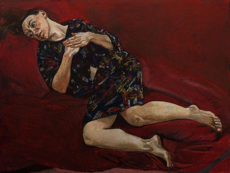 'Amor' (1995) es quizá uno de sus cuadros más célebres. En él, Paula Rego retrata a su segunda hija, Victoria, que posa con el vestido estampado que la madre llevaba puesto cuando se casó con su padre, Victor Willing, muerto en 1988 a causa de esclerosis múltiple