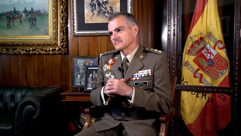 El coronel Antonio Armada en un momento de la entrevista