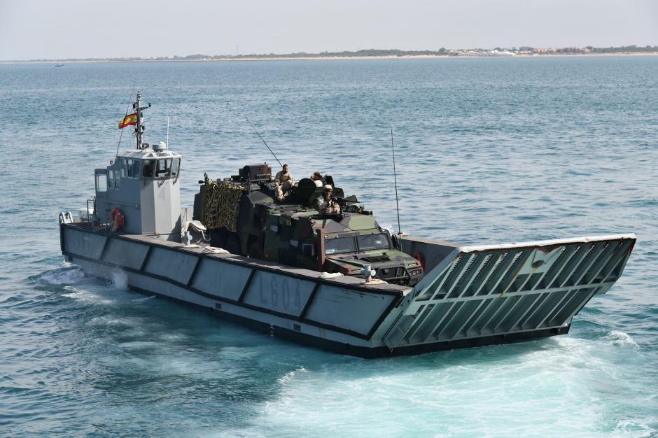 Desarrollo de operaciones anfibias: partiendo desde la mar, los efectivos de Infantería de Marina proyectan el poder naval sobre tierra