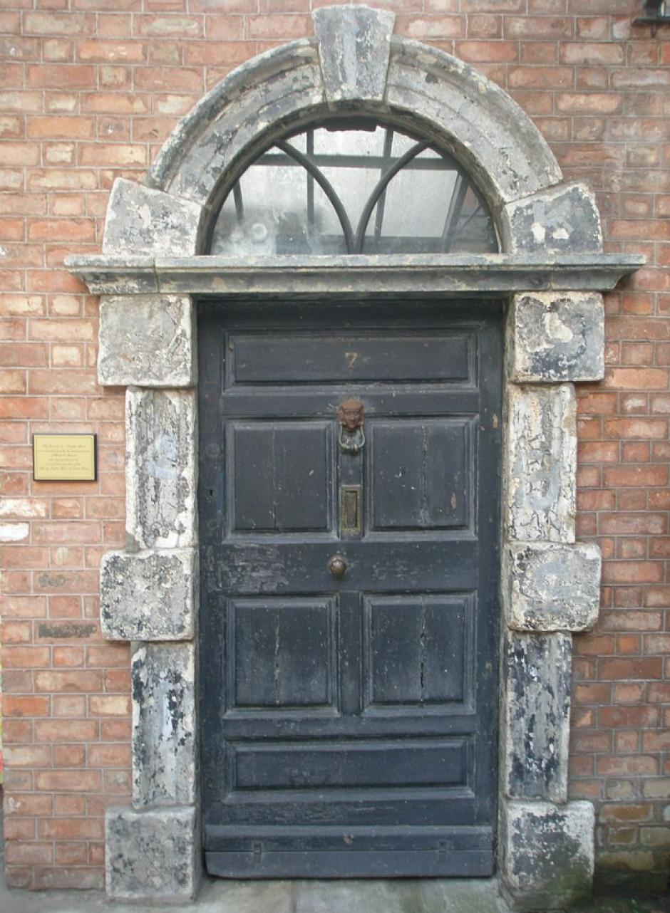 Fachada original del n.º 7 de Eccles Street, casa de Leopold y Molly Bloom en Ulises. Se conserva en el James Joyce Centre, Dublín