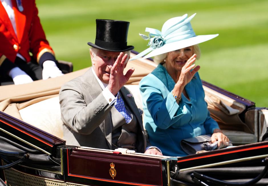 El Príncipe Carlos y la Duquesa de Cornualles