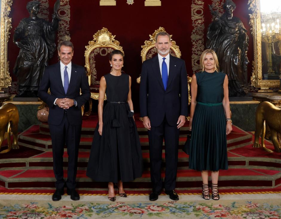 Spanish King Felipe VI and Queen Letizia Ortiz with Greek Prime Minister Kyriakos Mitsotakis and wife Mareva Grabowski during oficial dinner ceremony on occassion of 32 edition of NATO (OTAN) summit in Madrid on Tuesday, 28 June 2022
