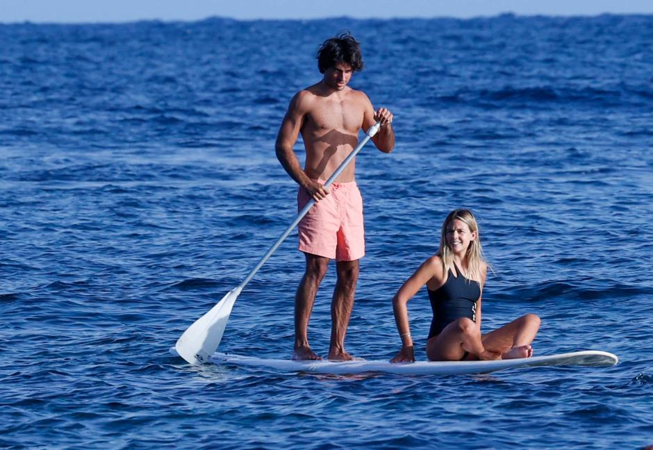 The pilot Carlos Sainz Jr. and Isabel Hernáez on holidays in Mallorca, 08 August 2021.